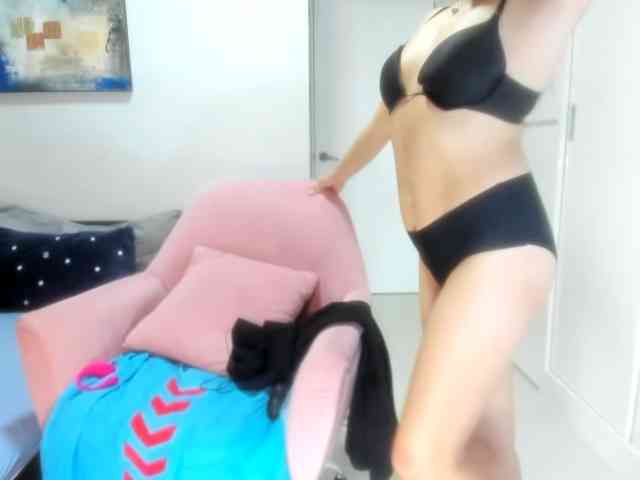 sexyloveasian webcam