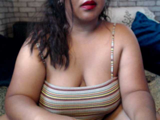 komurasaki from BongaCams