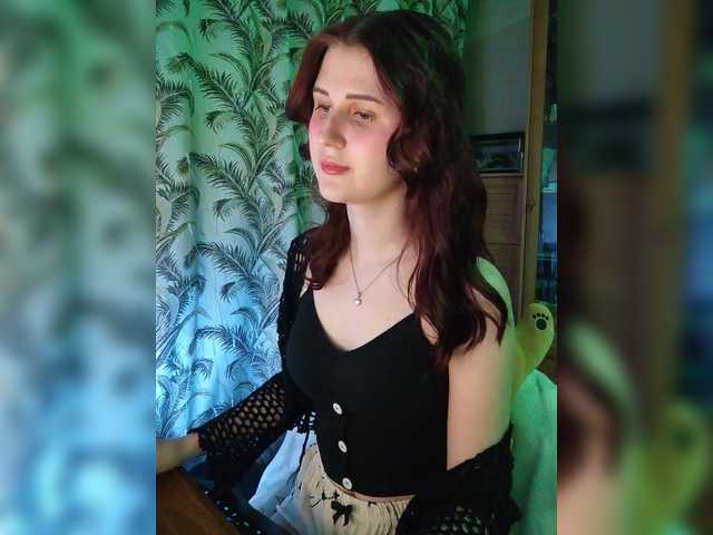 -Karina-'s BongaCams show and profile