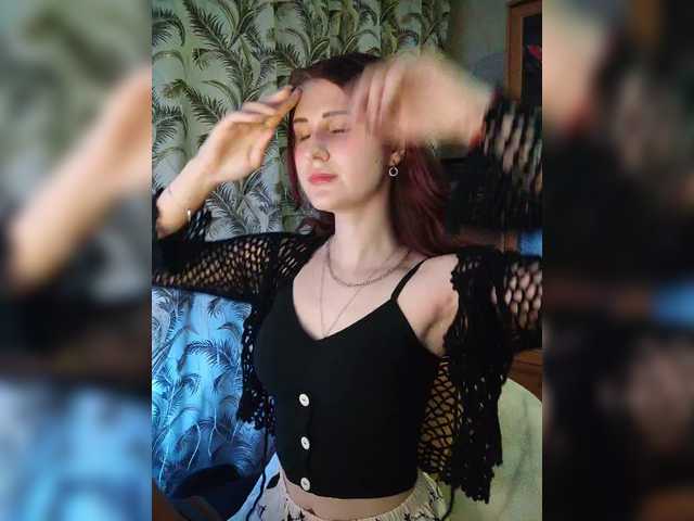 -Karina-'s BongaCams show and profile