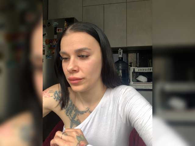 maidencrystal cam belle