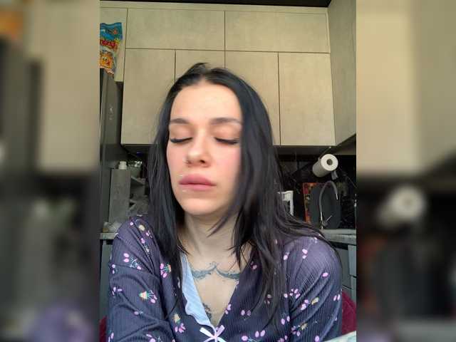 maidencrystal live sex