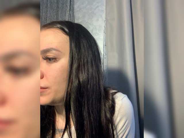 MaidenCrystal's BongaCams show and profile