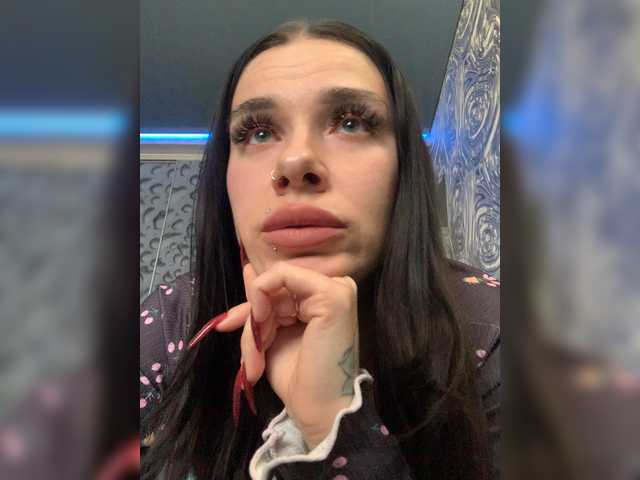 видео MaidenCrystal