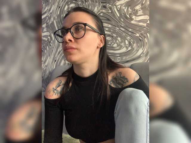 maidencrystal cam belle