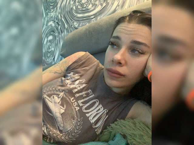 maidencrystal live sex