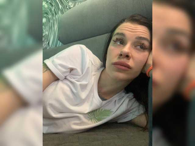 maidencrystal live sex show