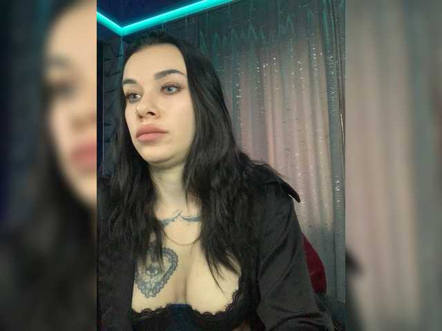 maidencrystal live show