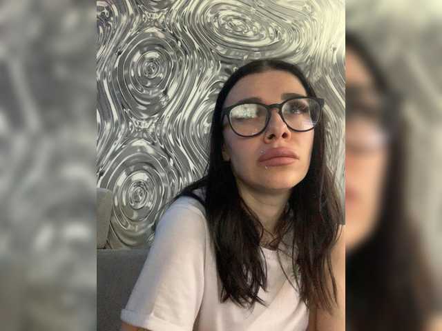 MaidenCrystal's BongaCams show and profile