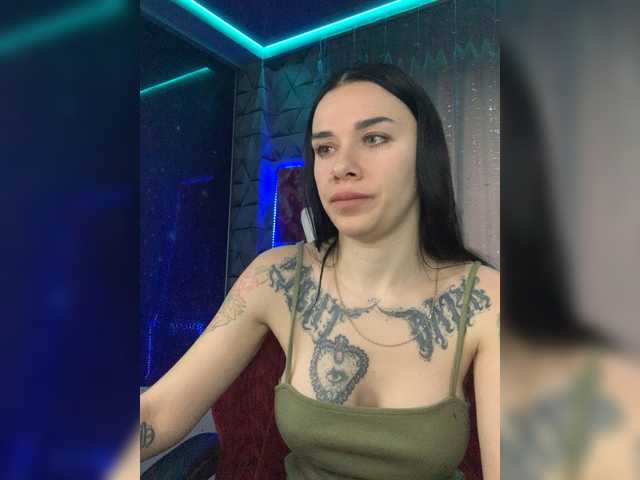 maidencrystal live sex