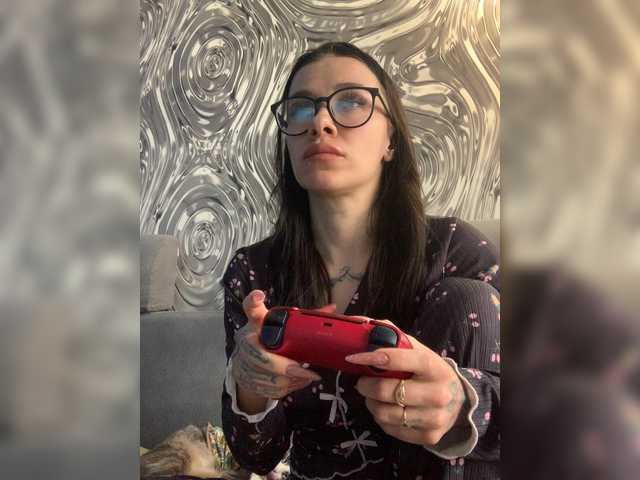 maidencrystal cam belle