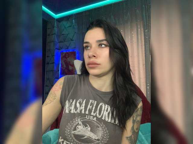 maidencrystal live sex