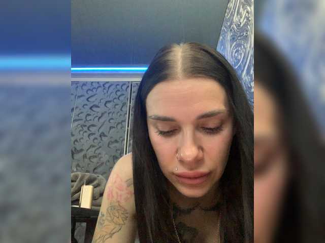 MaidenCrystal from BongaCams is Freechat