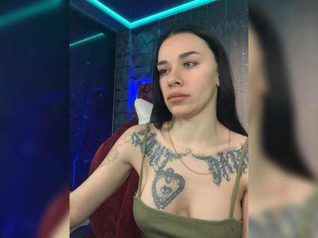 maidencrystal live sex