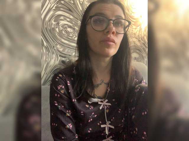 maidencrystal live sex show