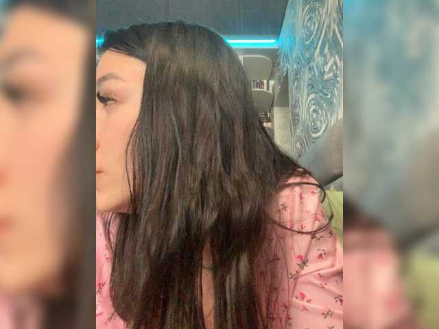 MaidenCrystal's BongaCams show and profile