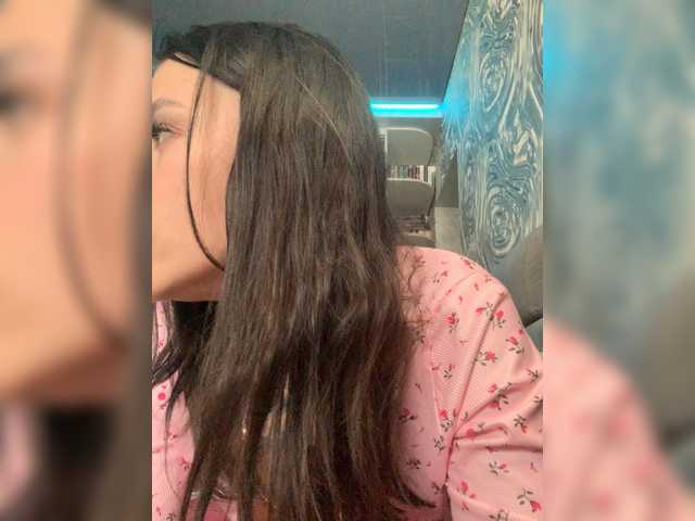 MaidenCrystal's BongaCams show and profile