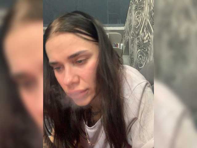 MaidenCrystal's BongaCams show and profile