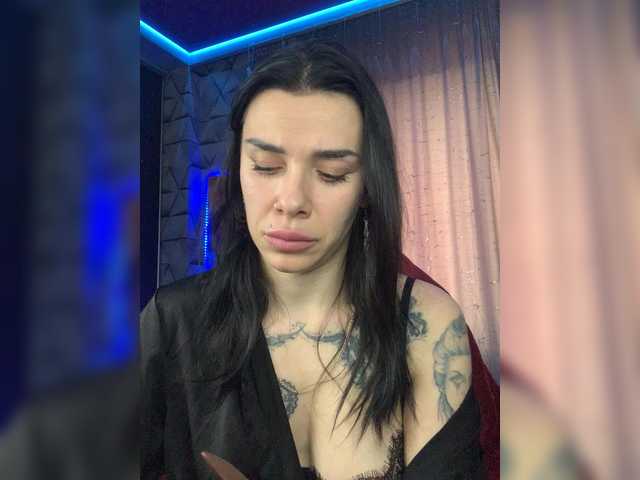  MaidenCrystal chat room