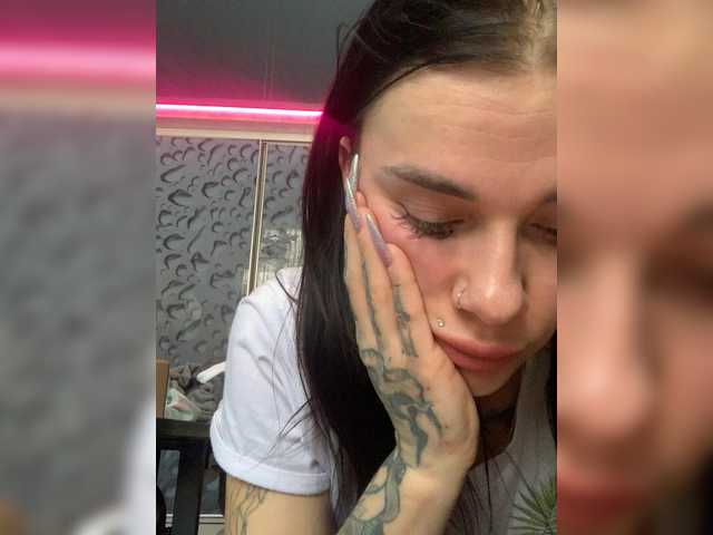 MaidenCrystal — I'm Masha^ happy birthday to me^See the menu and don't ask for anything for free!  Welcome ^^