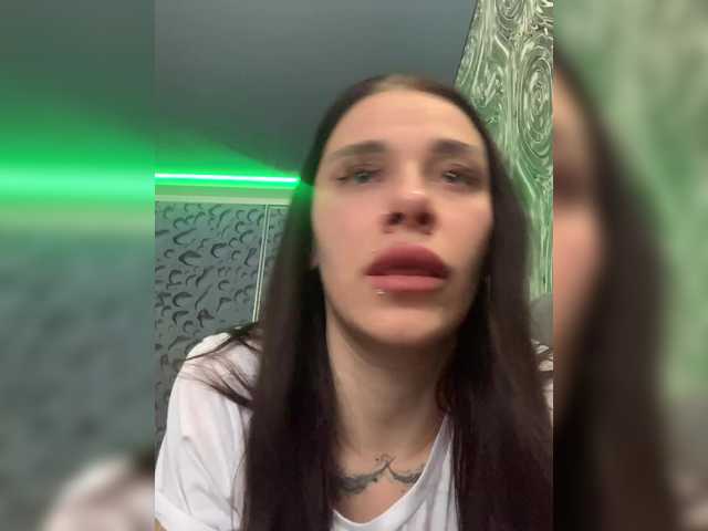 maidencrystal cam belle