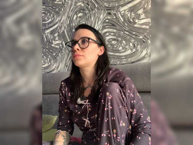 maidencrystal cam belle