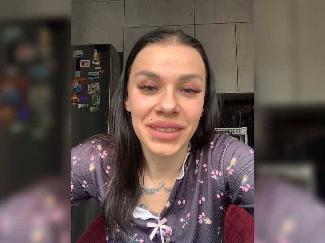 maidencrystal live sex show