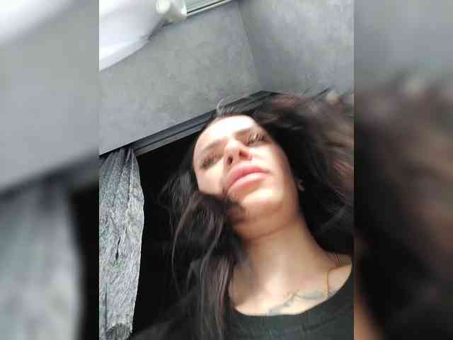 deva_maria webcam