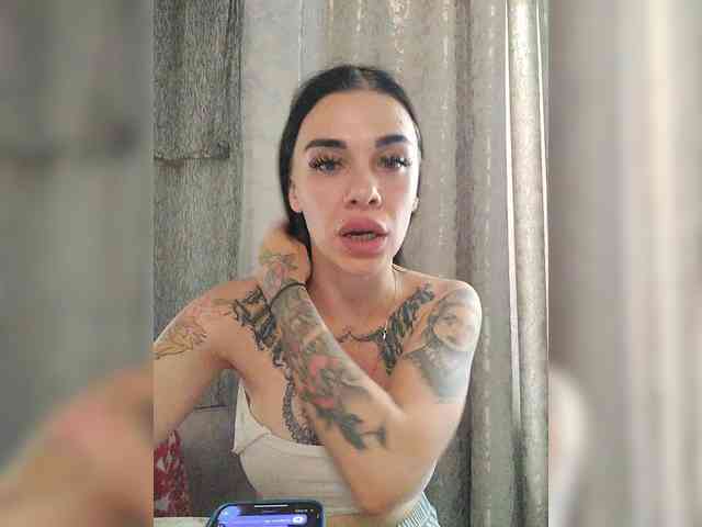 deva_maria webcam