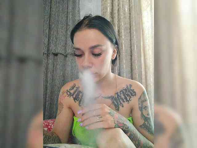 deva_maria webcam