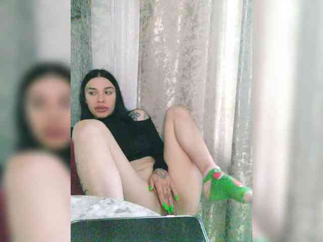 horny chat MaidenCrystal