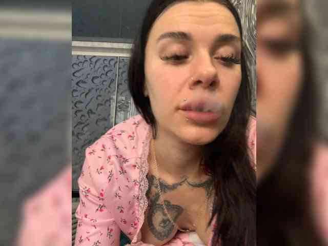 MaidenCrystal Live Webcam on BongaCams