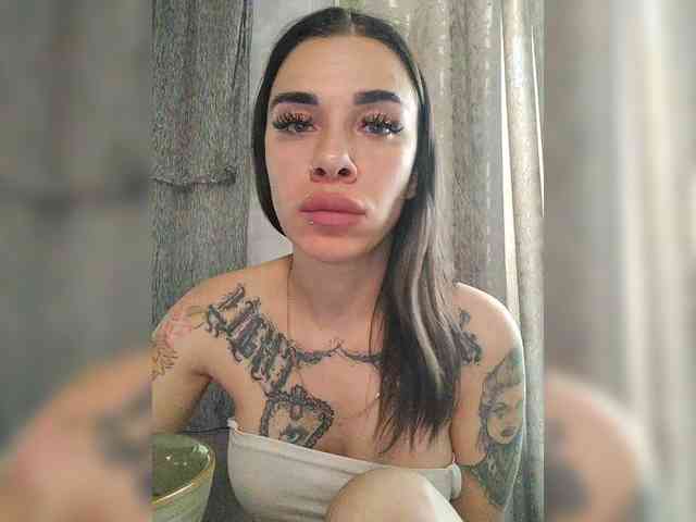 deva_maria webcam