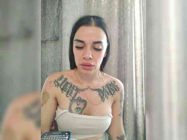 deva_maria webcam