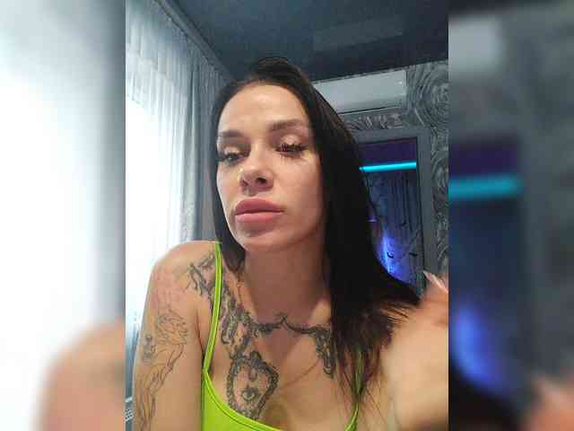 deva_maria webcam