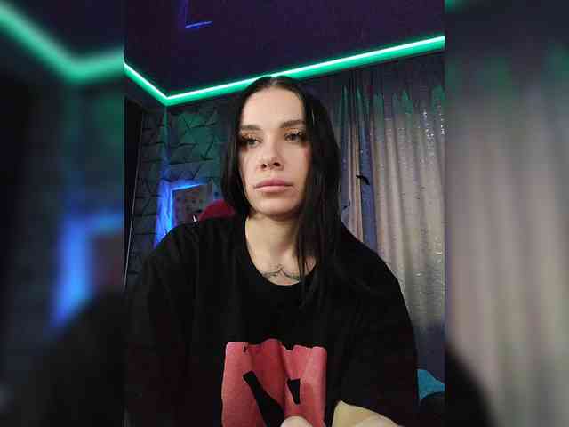 deva_maria webcam