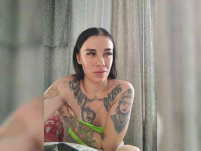 deva_maria webcam