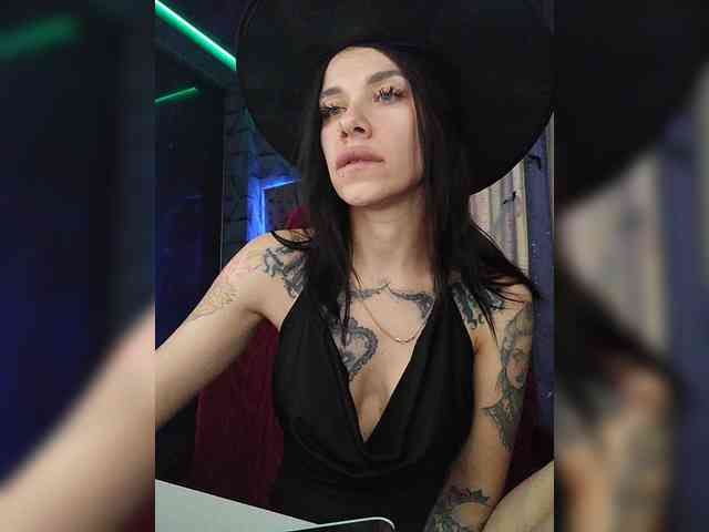 deva_maria webcam