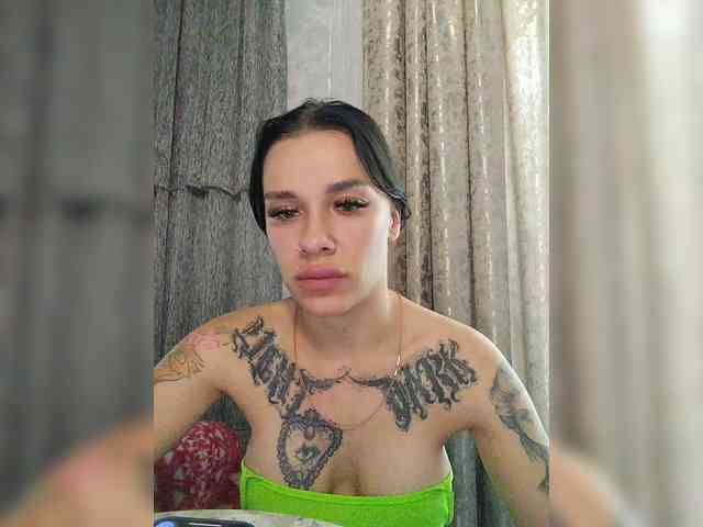 deva_maria webcam