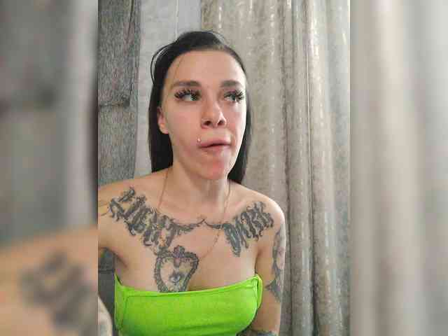 deva_maria webcam