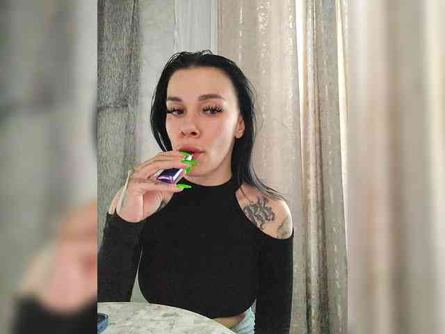 deva_maria webcam