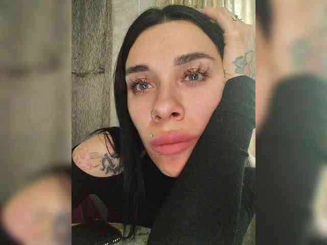 deva_maria webcam