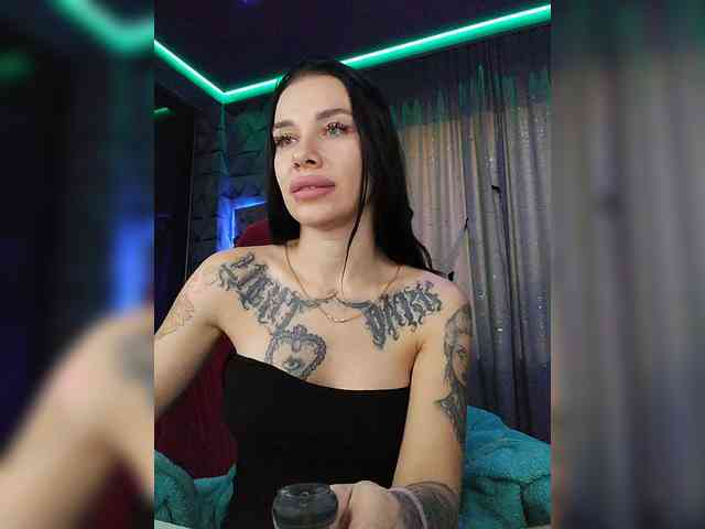 deva_maria webcam