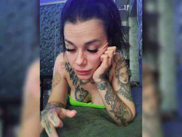deva_maria webcam