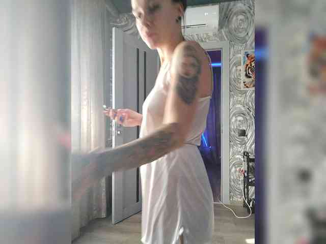 deva_maria webcam