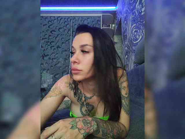 deva_maria webcam