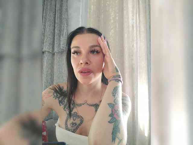deva_maria webcam