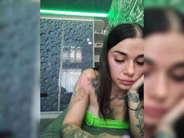 deva_maria webcam