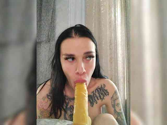 deva_maria webcam