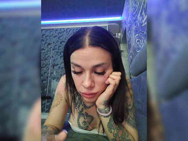 deva_maria webcam